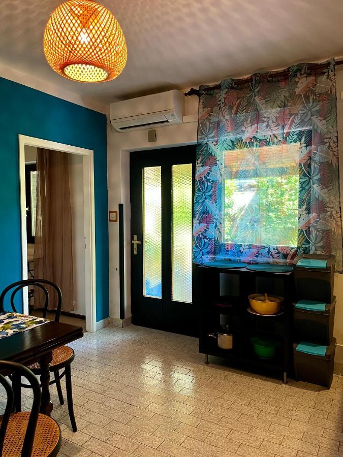 Apartmani Zora Cres Luaran gambar