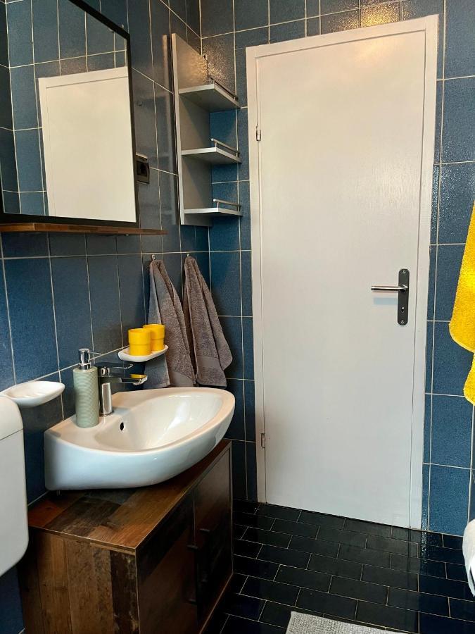 Apartmani Zora Cres Luaran gambar